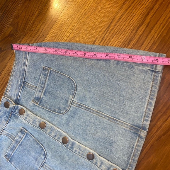 Brandy Melville Denim Skirt - Picture 6 of 7